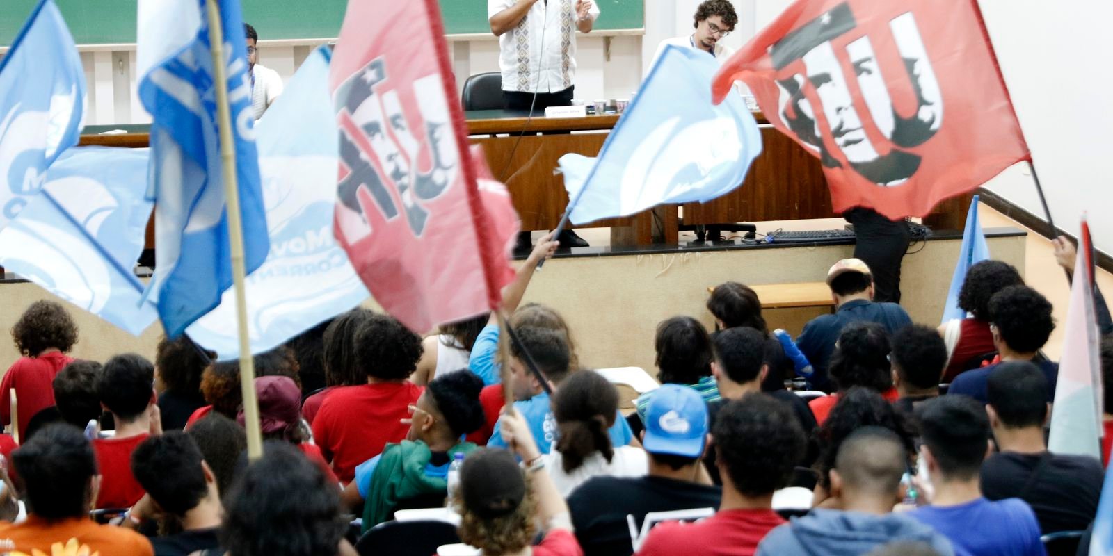 Soberania digital do Brasil requer autonomia tecnológica, diz deputado